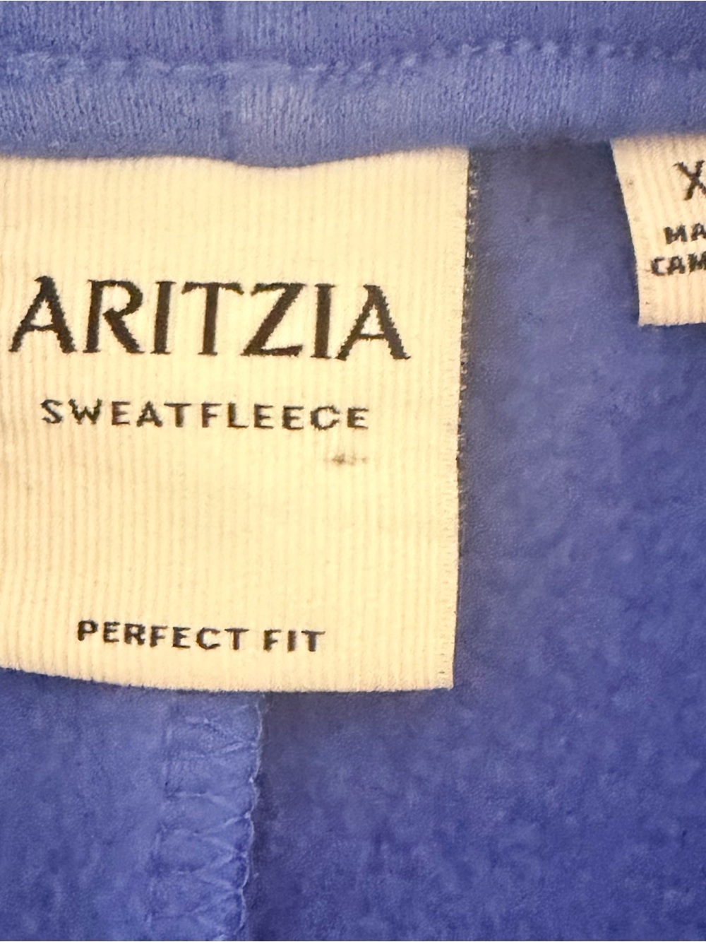 Aritzia women’s Sweatfleece shorts in Periwinkle women’s XS